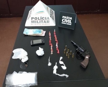 Material apreendido pela polícia na operação “Hygia”