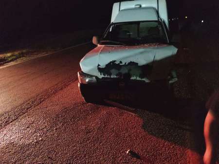 Acidente causou danos também na Fiorino
