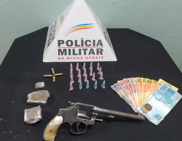 Materiais foram apreendidos pela PM