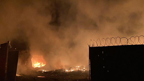 Ainda não se sabe a causa do incêndio, suspeita-se que tenha sido criminoso