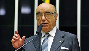 Com Covid, Bonifácio Andrada enfrenta piora do quadro clínico