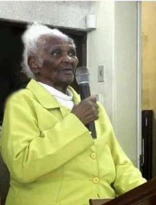 D. Etelvina faleceu aos 99 anos