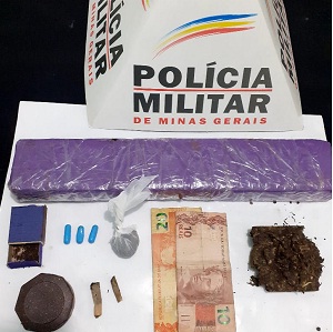 Materiais apreendidos na operação