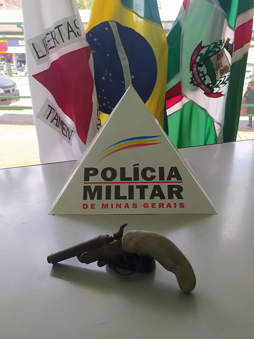 Arma apreendida na operação