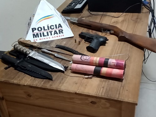 Materiais apreendidos na operação
