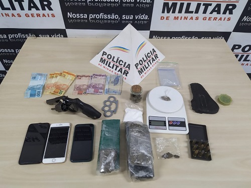 Material apreendido na operação