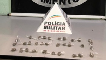 Materiais apreendidos na casa