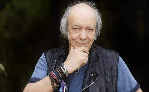 Ao lado de Roberto Carlos e Wanderleia,Erasmo foi um dos líderes do movimento Jovem Guarda