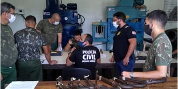 Polícia Civil encaminha 268 armas apreendidas para o Exército