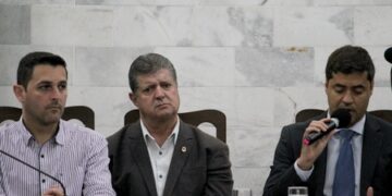 Prefeitos e vereadores da região se unem em defesa da BR-040