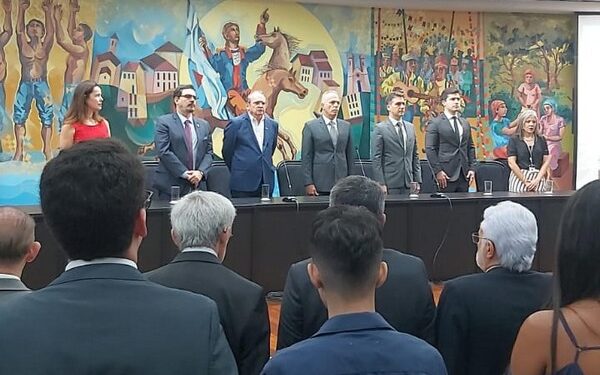 Prefeito de Ouro Branco participa de encontro do TCE