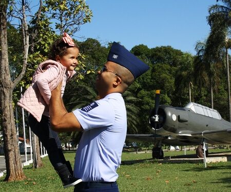 Sargento da FAB doa parte de órgão para a filha