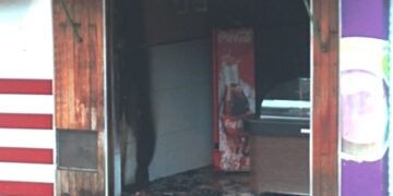Incêndio causa prejuízo em bar