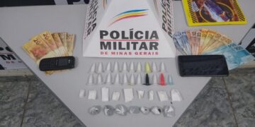 Casal é preso com cocaína e dinheiro falsificado