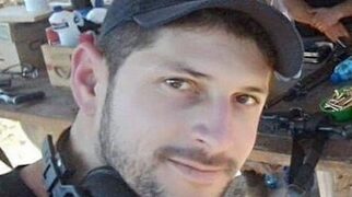 Policial civil sofre parada cardíaca e morre durante partida de futebol