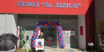 Prefeitura de Carandaí inaugura UBS e creche