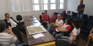 Deputado se compromete a levar comissão da Câmara a Congonhas para discutir sobre barragem