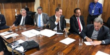 Prefeitos cobram em Brasília fiscalização de barragens e manutenção de empregos da Vale