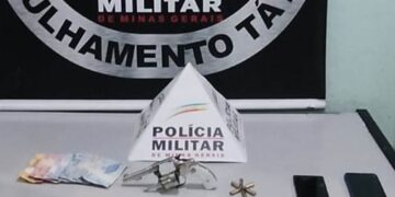 Jovens são presos armados e com drogas na avenida