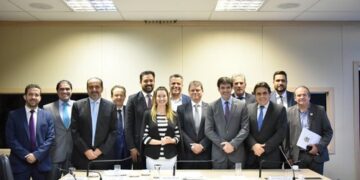 Prefeito de Ouro Branco participa de encontro com ministros