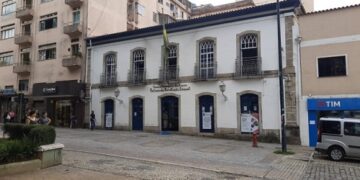 Prédio da Câmara de Barbacena é interditado pela Defesa Civil