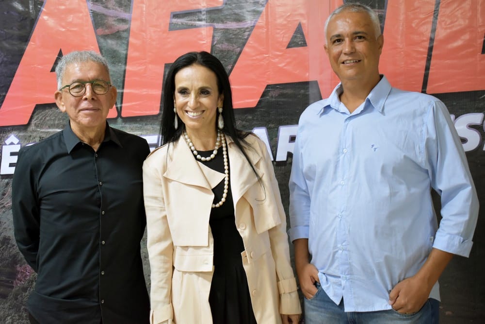 Arquitetos Cristina Valle e Alberto Dávila e o relações públicas, Fabrício Silva