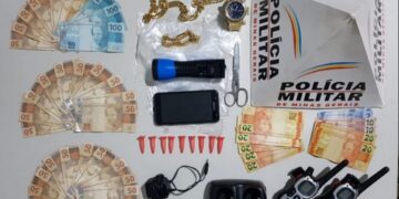 PM prende suspeito de tráfico de drogas em Entre Rios de Minas