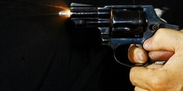 Homem é perseguido e assassinado a tiros