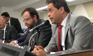 Glaycon Franco vota pela derrubada de veto ao projeto de incentivo a prevenção ao diabetes nas escolas