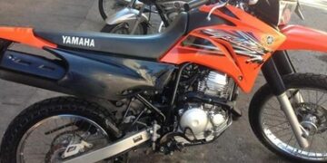 Ladrões roubam moto e celulares em Lafaiete