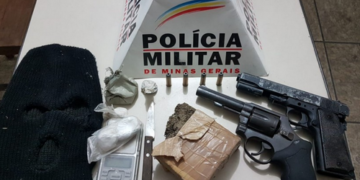 Arma, droga e munição são encontradas perto de capela