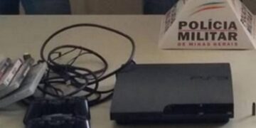 Homem rouba celular de vítima no túnel e acaba preso