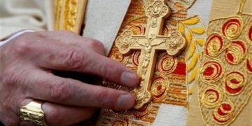 Arquidiocese comunica transferências de padres na região