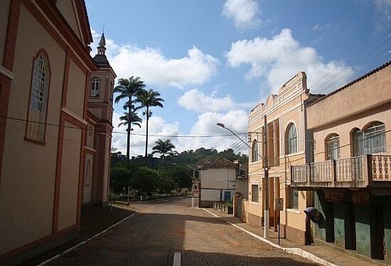 Pedido por distanciamento social é reforçado em Rio Espera após óbito por Covid