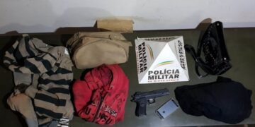 Jovem é preso após assaltar usando réplica de pistola