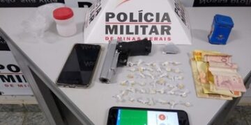 PM apreende droga e réplica de arma de fogo em casa de casal