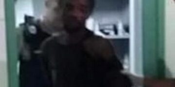 Após invadir comércio e ameaçar funcionária, Júlio César segue preso em Lafaiete