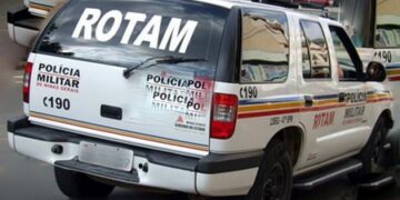 Veículo furtado é localizado com placa adulterada