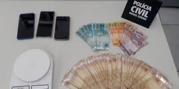 Seis pessoas da mesma família são presas por suspeita de tráfico