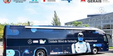 Ônibus da vacinação itinerante estará em Carandaí na próxima semana