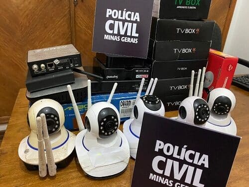 Homem é preso suspeito de filmar menina de 12 anos sem autorização