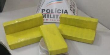 Filho suspeito de tráfico de drogas agride e ameaça mãe de morte