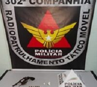 Homem é preso com arma dentro de boate na avenida