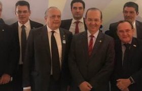 Frente Parlamentar da Micro e Pequena Empresa toma posse em Brasília