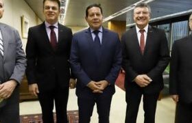 Líderes do Sistema CNDL se reúnem com vice-presidente da República