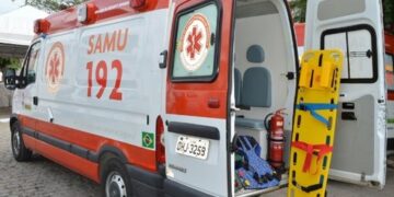 Homem sente-se mal e morre dentro de bar em Lafaiete