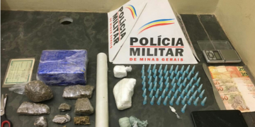 Residência de casal suspeito de tráfico é alvo de mandado de busca e apreensão