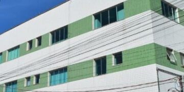 Paciente com covid-19 em Barbacena se recupera e recebe alta hospitalar