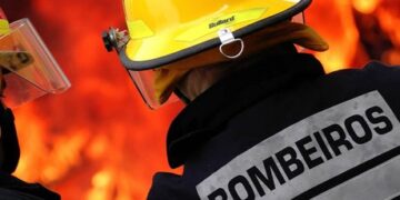 Incêndio em casa em Lafaiete causa danos materiais