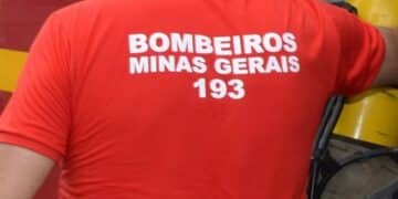 Bombeiros lançam campanha para ajudar atingidos pelas chuvas